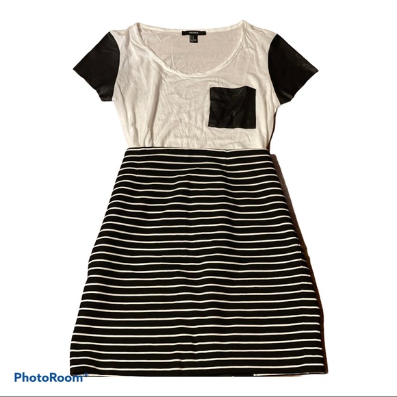 💣🧨3 for $30💣🧨 Faux Leather Sleeve Tee - Picture 1 of 4